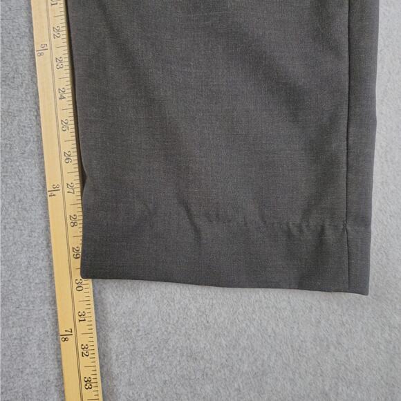 L.L. Bean Pants Mens Size 36x30 Gray Pleated Dress Pants 100% Wool - Picture 9 of 11